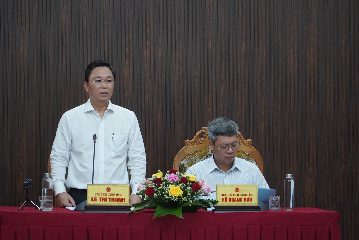 Ông Lê Trí Thanh, Chủ tịch UBND tỉnh Quảng Nam phát biểu tại buổi đối thoại
