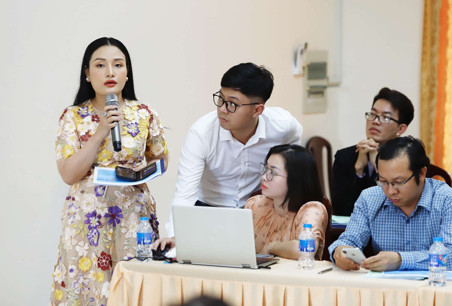 Bà Nguyễn Thanh Quý - Chủ tịch HĐQT Tập đoàn Phát triển Thịnh vượng Việt Nam chia sẻ tại Diễn đàn