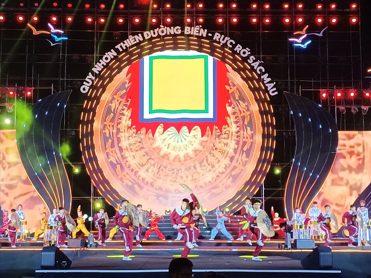 Tiết mục biểu diễn võ thuật cổ truyền chào mừng khai mạc Lễ hội du lịch Bình Định năm 2023