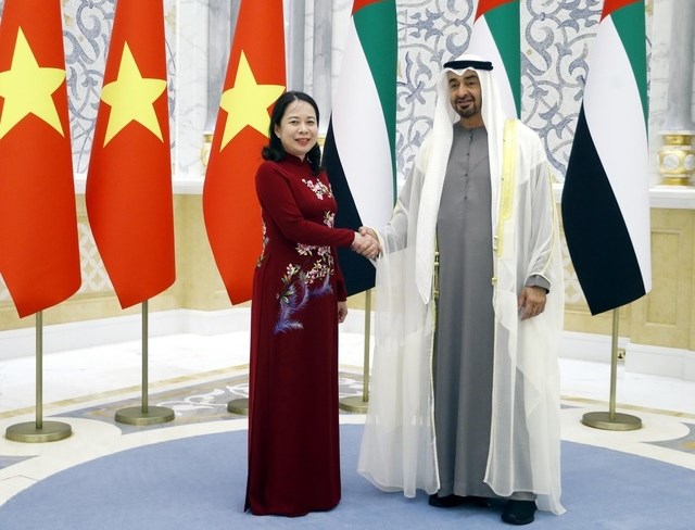 Tổng thống UAE Sheikh Mohamed bin Zayed đón Phó Chủ tịch nước Võ Thị Ánh Xuân - Ảnh: BNG
