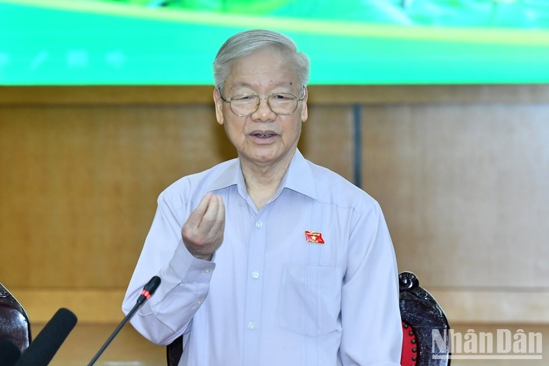 Tổng Bí thư Nguyễn Phú Trọng phát biểu ý kiến tại buổi tiếp xúc cử tri các quận Ba Đình, Đống Đa và Hai Bà Trưng (thành phố Hà Nội). (Ảnh: ĐĂNG KHOA)