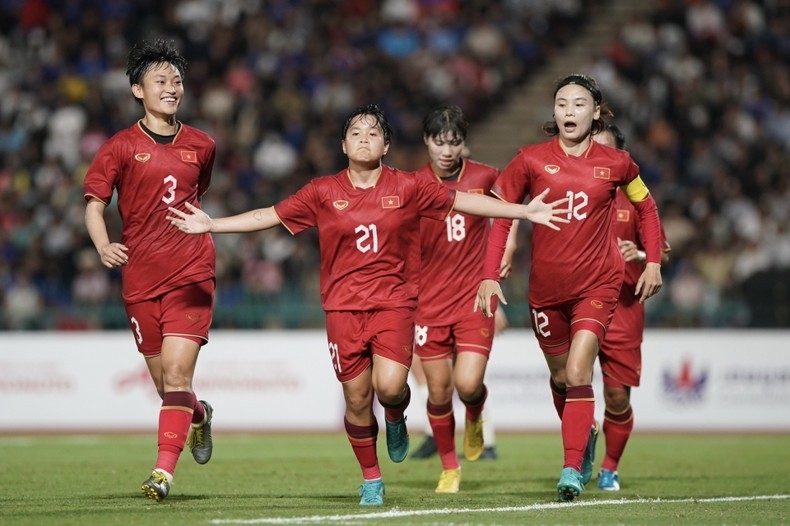 Đội tuyển nữ Việt Nam trong trận bán kết gặp tuyển nữ Campuchia