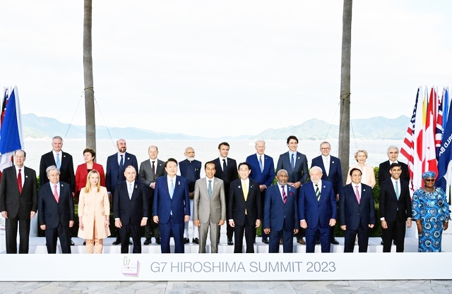 Thủ tướng Phạm Minh Chính cùng các nhà lãnh đạo các nước G7 mở rộng - Ảnh: VGP/Nhật Bắc