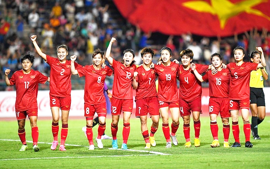 Đội tuyển nữ Việt Nam đi vào lịch sử Đông Nam Á khi lần thứ 4 vô địch liên tiếp. (Ảnh: VOV)