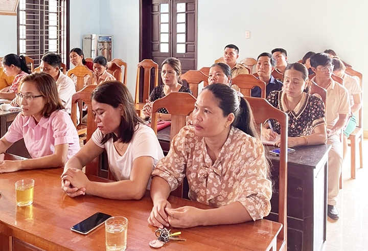 Đại biểu huyện A Lưới tham dự tập huấn tuyên truyền, phổ biến pháp luật do Ban Dân tộc tỉnh Thừa Thiên Huế tổ chức