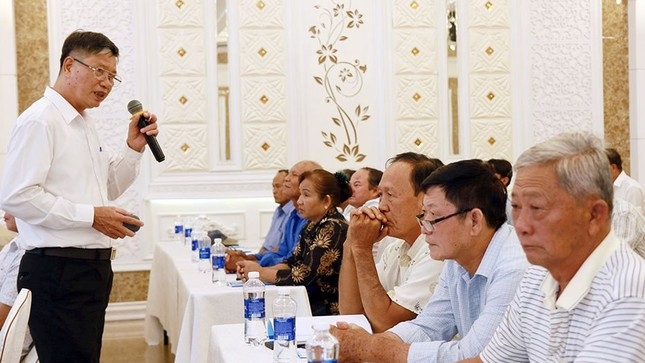 Người có uy tín trong đồng bào DTTS tỉnh Đồng Nai tham dự hội nghị tập huấn, bồi dưỡng kiến thức do Ban Dân tộc tỉnh tổ chức (tháng 6/2023).