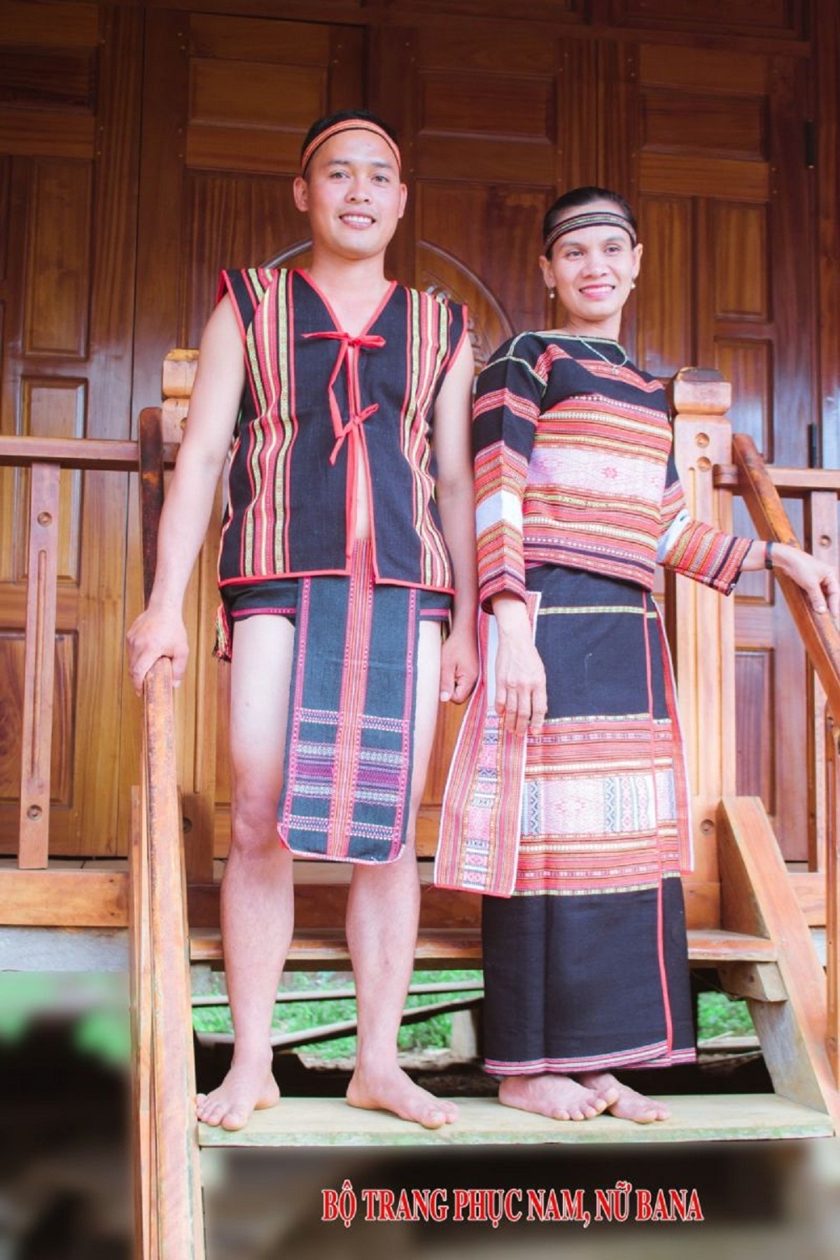 Trang phục truyền thống Nam/Nữ của đồng bào Ba Na