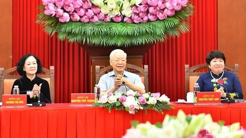 Tổng Bí thư Nguyễn Phú Trọng dự buổi gặp mặt Nhóm nữ đại biểu Quốc hội Việt Nam khóa XV. (Ảnh: ĐĂNG KHOA)