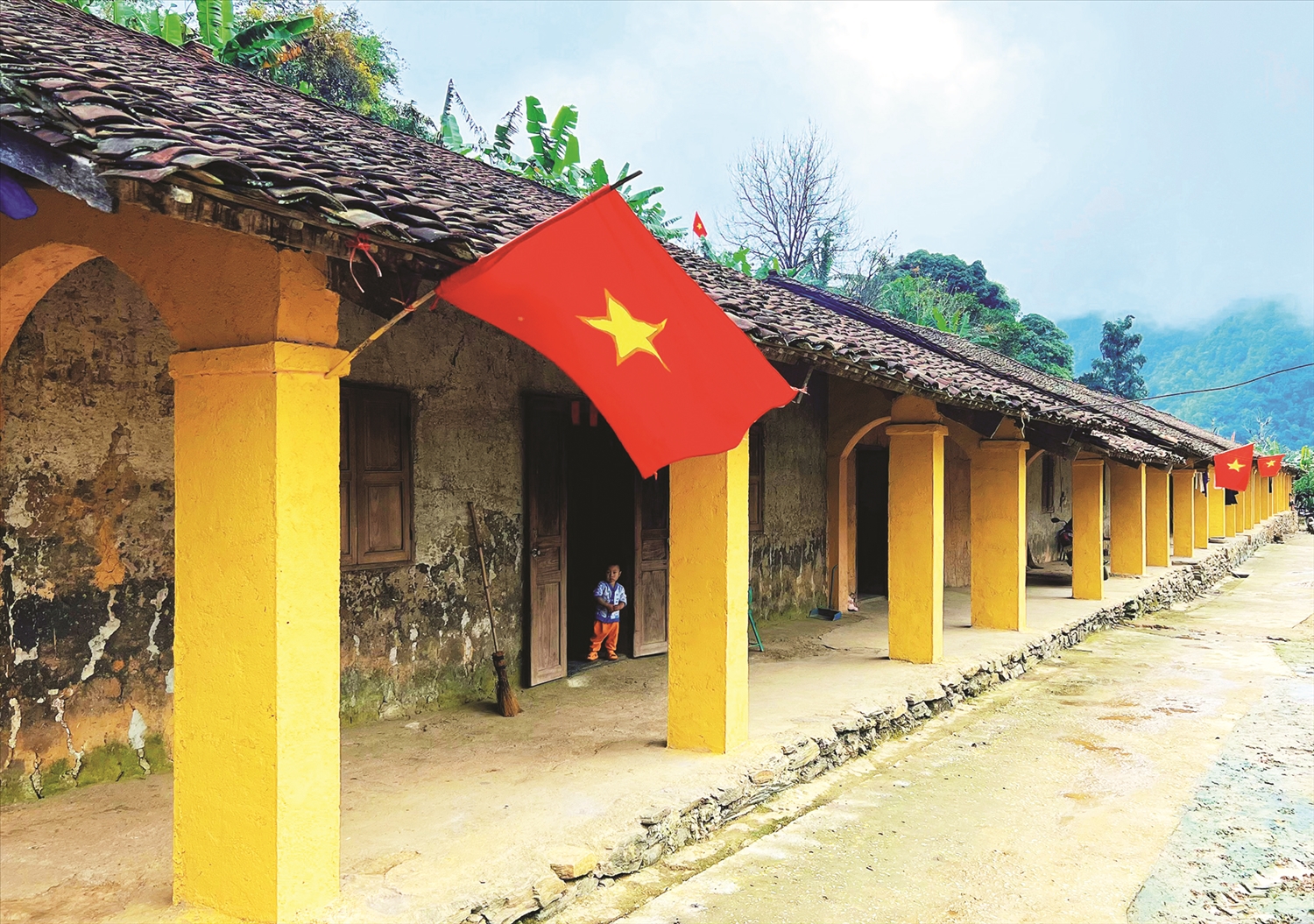 Nhà trình tường ở chòm hộ Nà Rẻo, xóm Tam Hợp, xã Thành Công, huyện Nguyên Bình, tỉnh Cao Bằng.