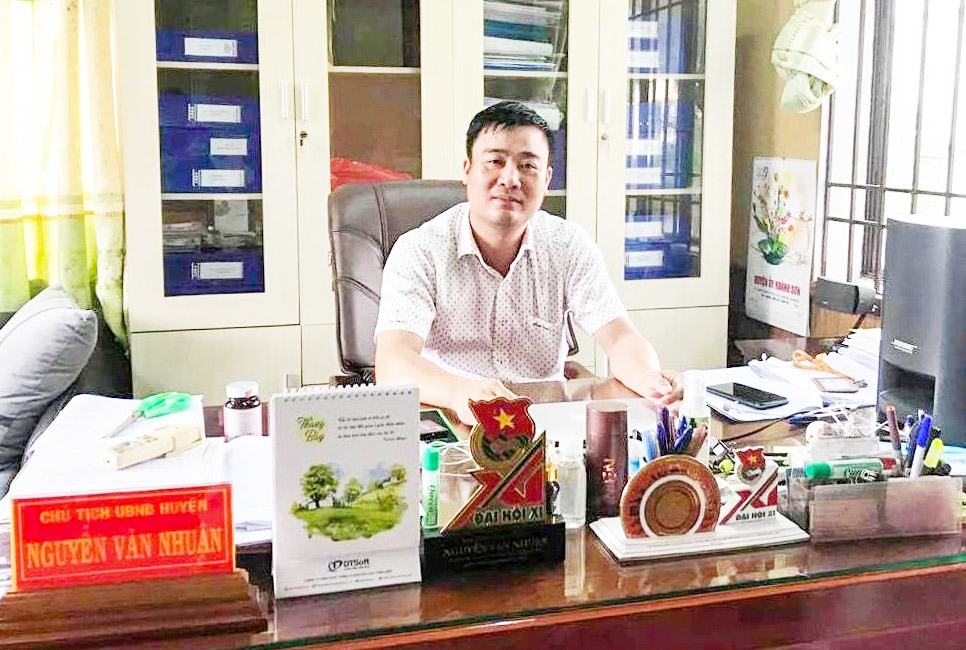 Ông Nguyễn Văn Nhuận - Chủ tịch UBND huyện Khánh Sơn