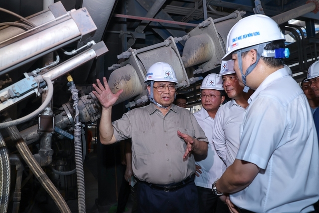 Thủ tướng làm việc tại Công ty Nhiệt điện Mông Dương - Anh: VGP/Nhật Bắc