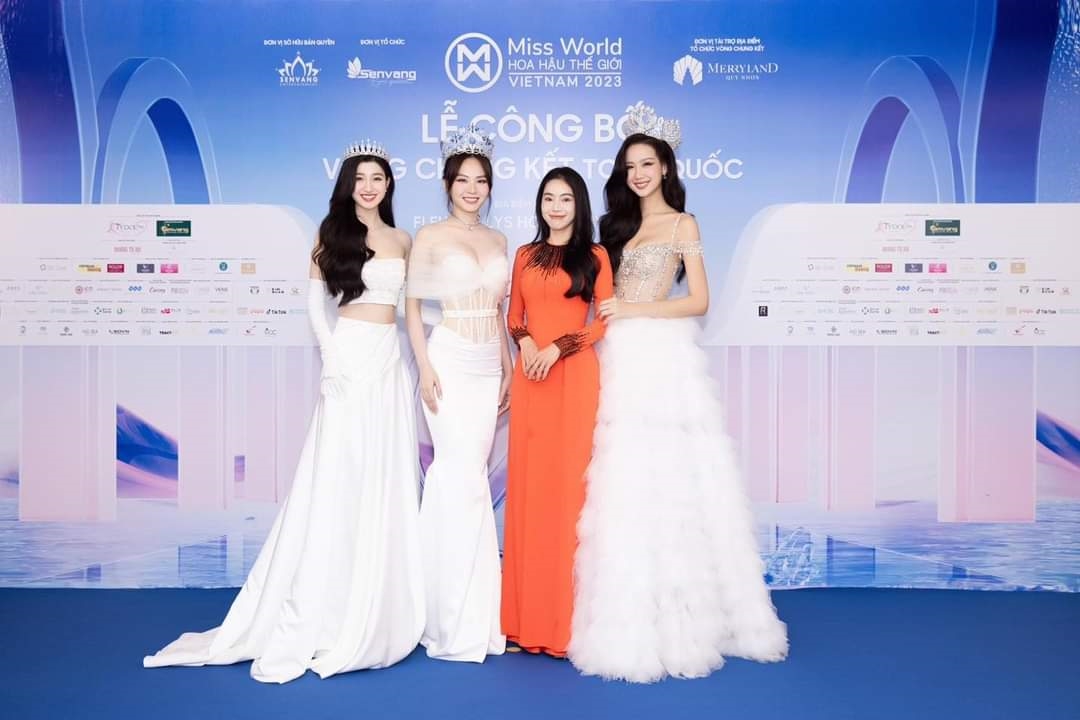 Bà Phạm Kim Dung, Trưởng Ban tổ chức giải và Top 3 Miss World Vietnam 2023 Top 3 Miss World Vietnam 2023