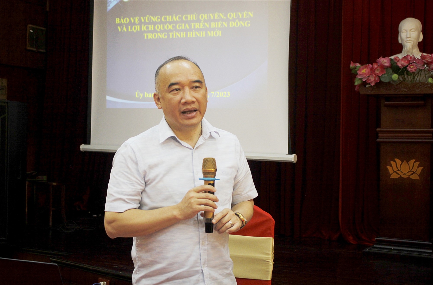 Ông Nguyễn Mạnh Đông, Phó Chủ nhiệm Ủy ban Biên giới quốc gia, Bộ Ngoại giao, phát biểu tại Hội nghị