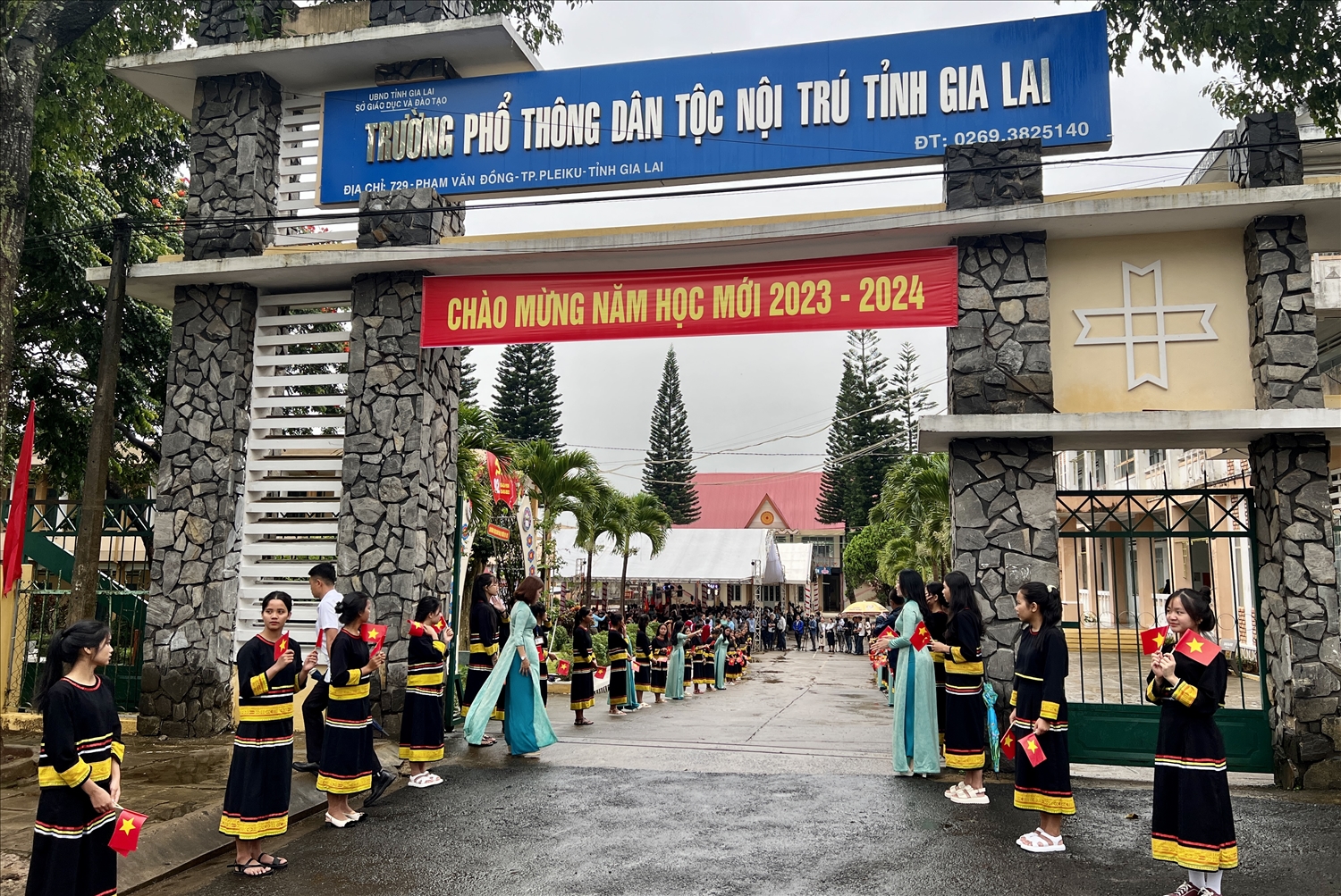 Trường PTDTNT tỉnh Gia Lai hân hoan chào đón năm học mới 2023 - 2024