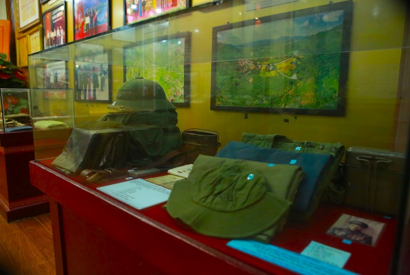 Nhiều hiện vật lịch sử được trưng bày trang trọng tại Di tích Quốc gia đặc biệt – Di tích lịch sử Chi Lăng.
