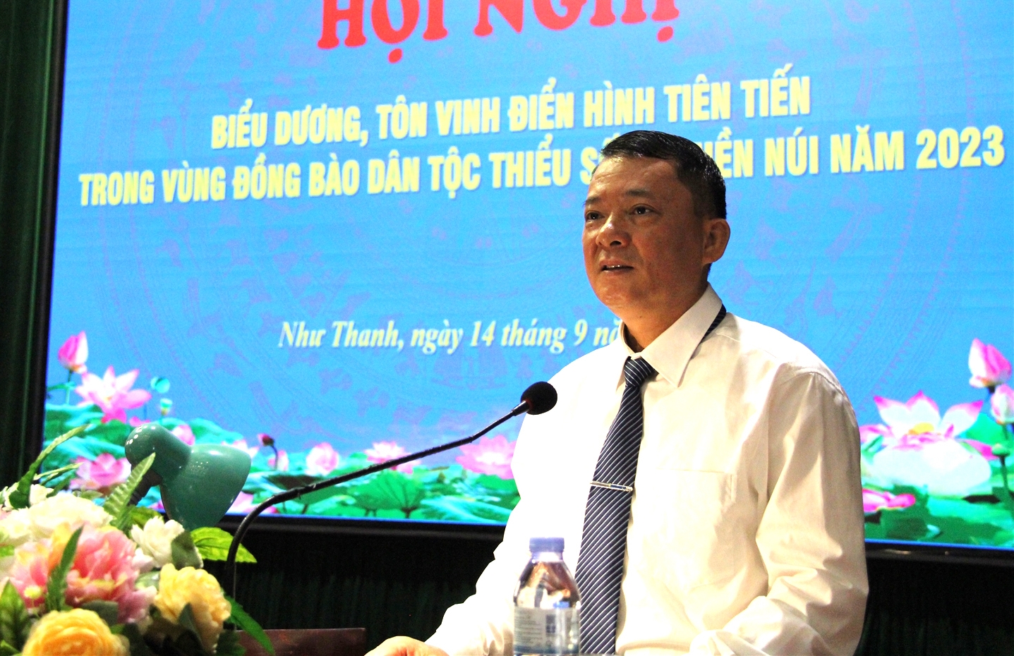 Ông Đặng Tiến Dũng - Chủ tịch UBND huyện Như Thanh phát biểu tại Hội nghị
