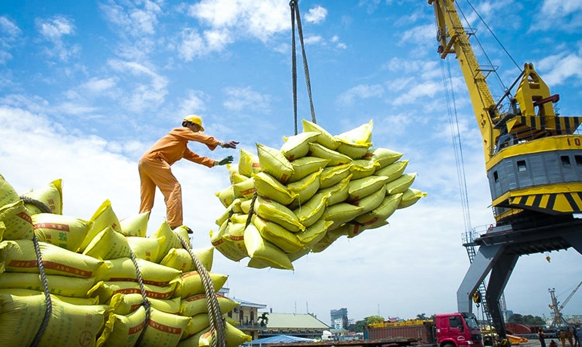 Trong tháng 8 năm 2023, tổng trị giá xuất nhập khẩu hàng hóa của Việt Nam đạt 62,08 tỷ USD. (Ảnh minh họa)