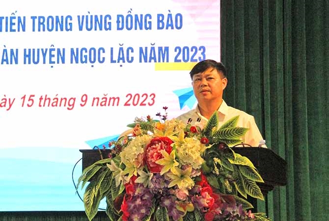 Ông Phạm Văn Đạt - Phó Chủ tịch UBND huyện Ngọc Lặc phát biểu khai mạc Hội nghị