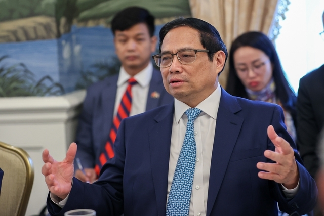Thủ tướng đề nghị các doanh nghiệp bán dẫn Hoa Kỳ tiếp tục hợp tác, đầu tư sâu hơn, rộng hơn, nhiều hơn tại Việt Nam trong tất cả các khâu - Ảnh: VGP/Nhật Bắc
