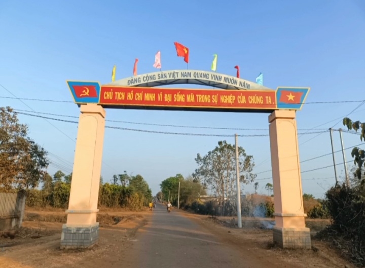 Đường vào xã nông thôn mới Trà Tân hôm nay