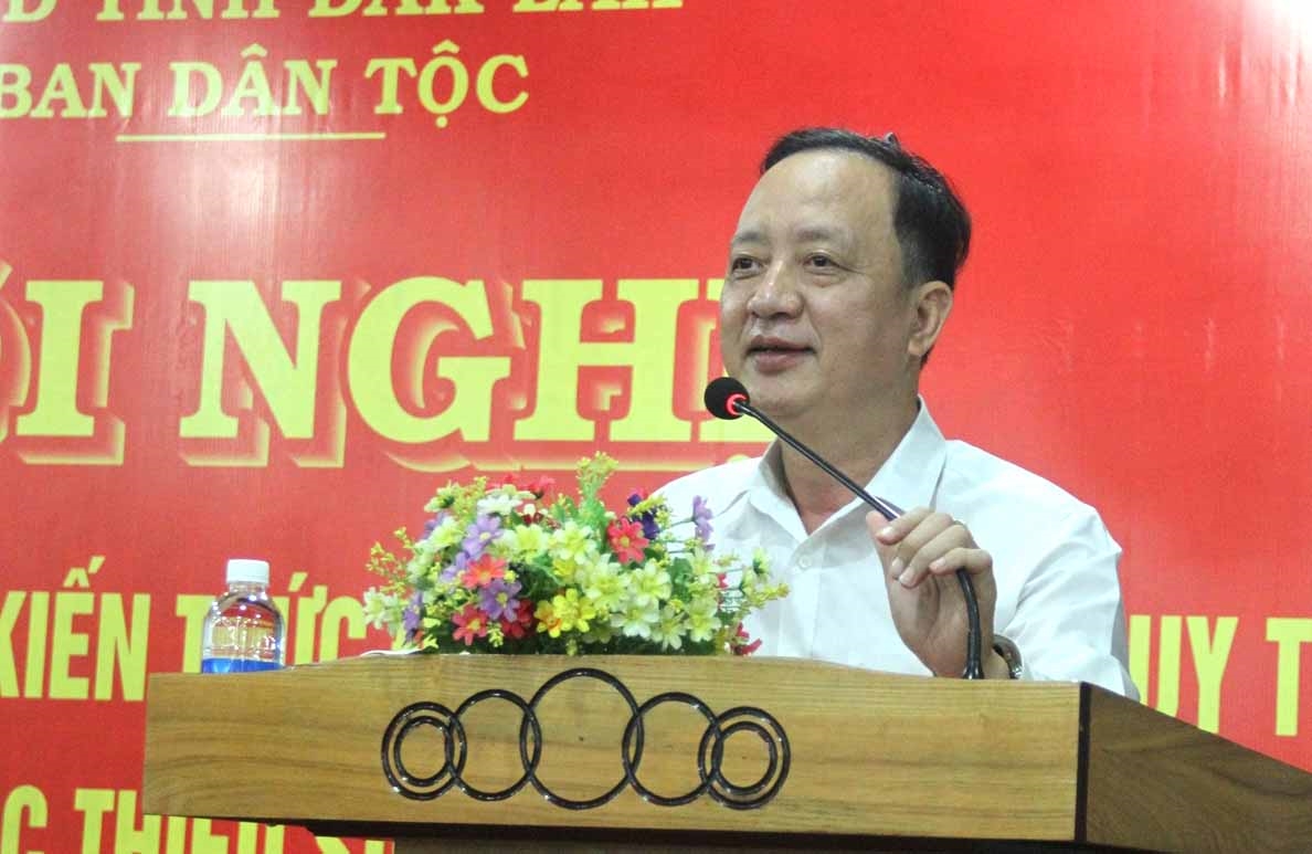 Phó trưởng Ban Dân tộc tỉnh Đắk Lắk Hà Huy Quang phát biểu khai mạc Hội nghị