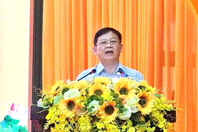 Ông Lê Minh Hành - Phó Trưởng Ban Dân tộc tỉnh Thanh Hóa phát biểu tại Hội nghị