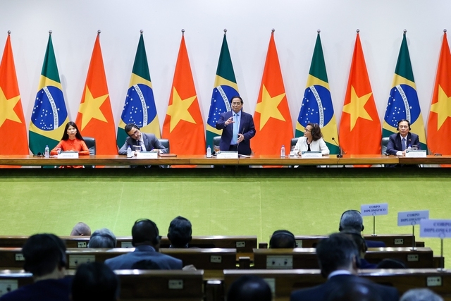 Thủ tướng Phạm Minh Chính có bài phát biểu chính sách quan trọng tại Bộ Ngoại giao Brazil - Ảnh: VGP/Nhật Bắc