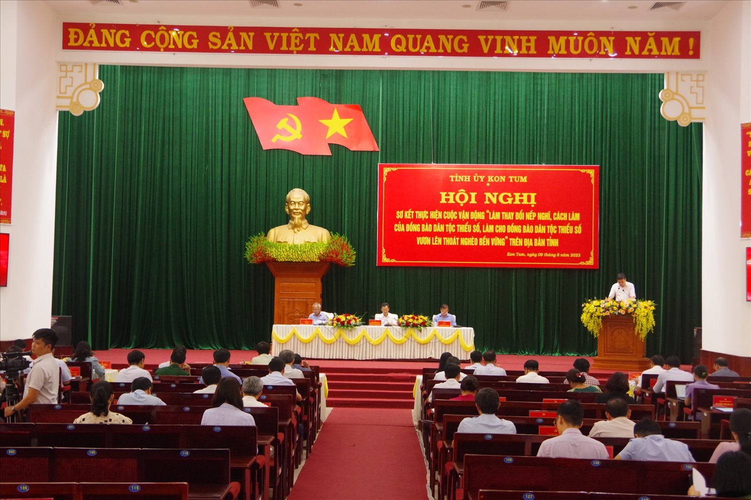 Tỉnh ủy Kon Tum tổ chức Hội nghị sơ kết Cuộc vận động 
