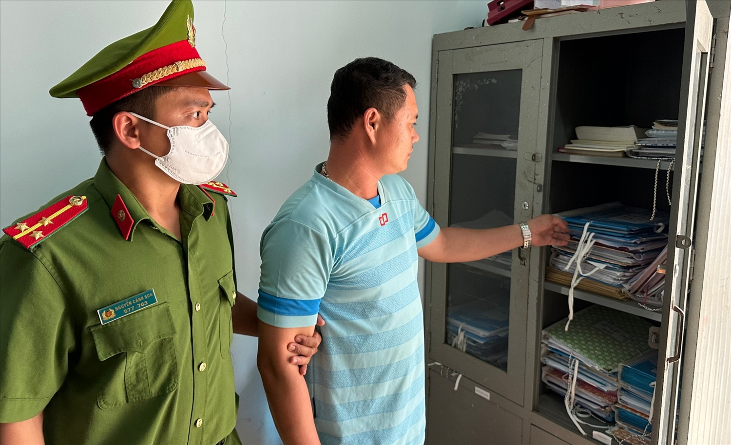 Công an huyện Đắk Mil thực hiện lệnh bắt tam giam đối với Nguyễn Thành Trung