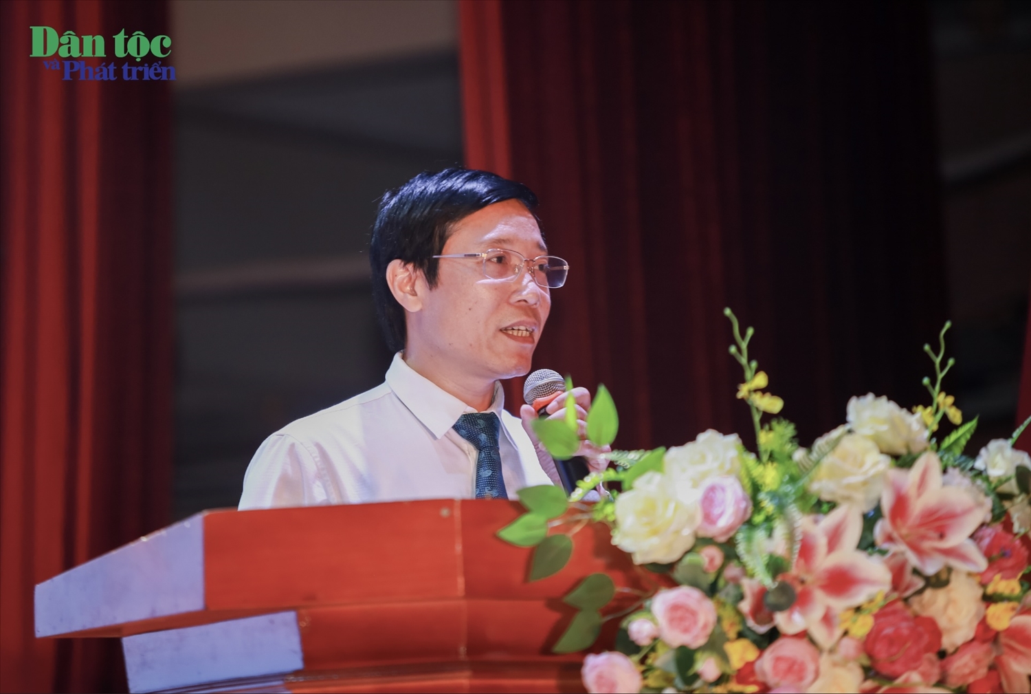 Phó Giám đốc Học viện Báo chí và Tuyên truyền, TS. Nguyễn Đức Toàn phát biểu khai mạc chương trình và gửi lời chào đến các tân sinh viên K43