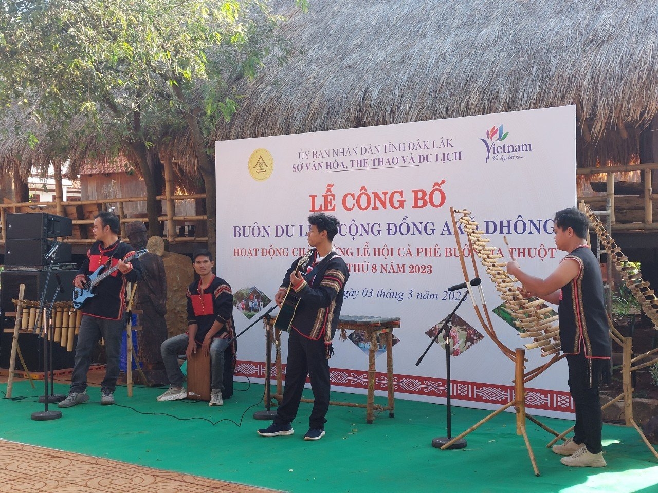 Vừa qua, buôn Ako Dhong được công nhận là buôn du lịch cộng đồng đầu tiên của tỉnh Đắk Lắk