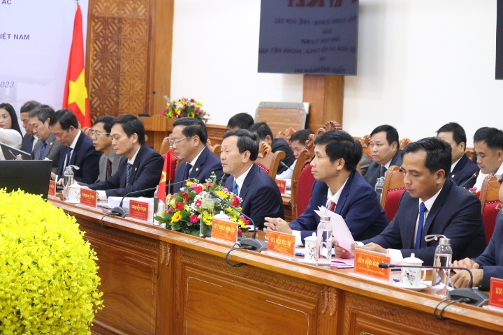 Đoàn đại biểu tỉnh Kon Tum tham dự Lễ ký kết