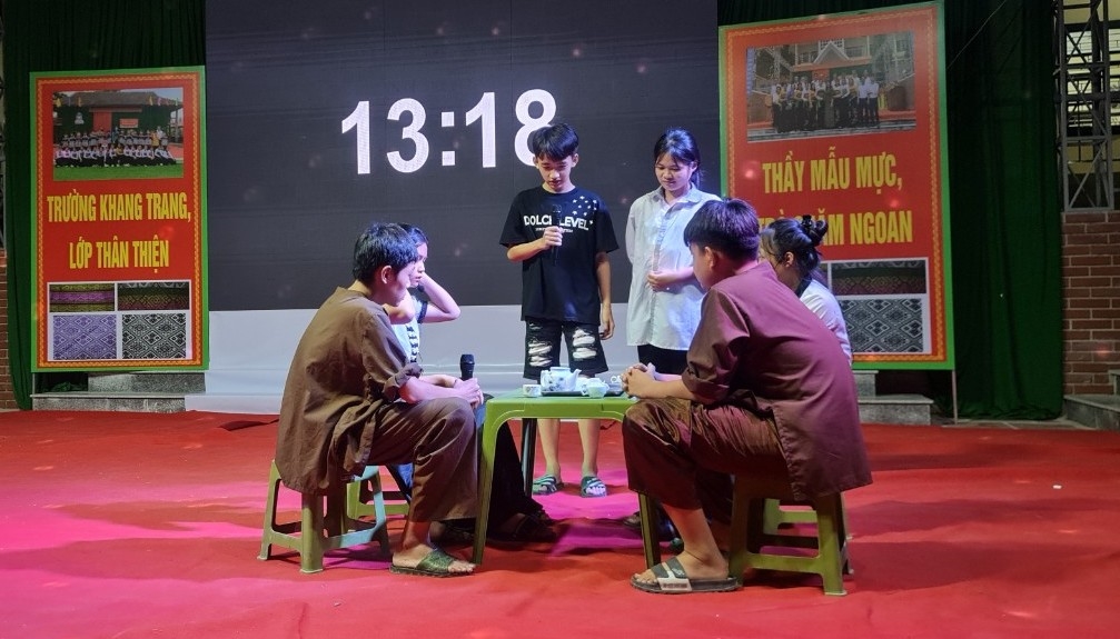 Tiểu phẩm ""Nạn tảo hôn" tại hội thi được khán giả đánh giá cao về nội dung diễn xuất của các em học sinh