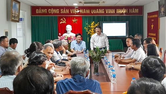 Lãnh đạo Ban Dân tộc tỉnh Đồng Nai chia sẻ kinh nghiệm tại buổi tiếp Đoàn đại biểu Người có uy tín tỉnh Đắk Lắk.