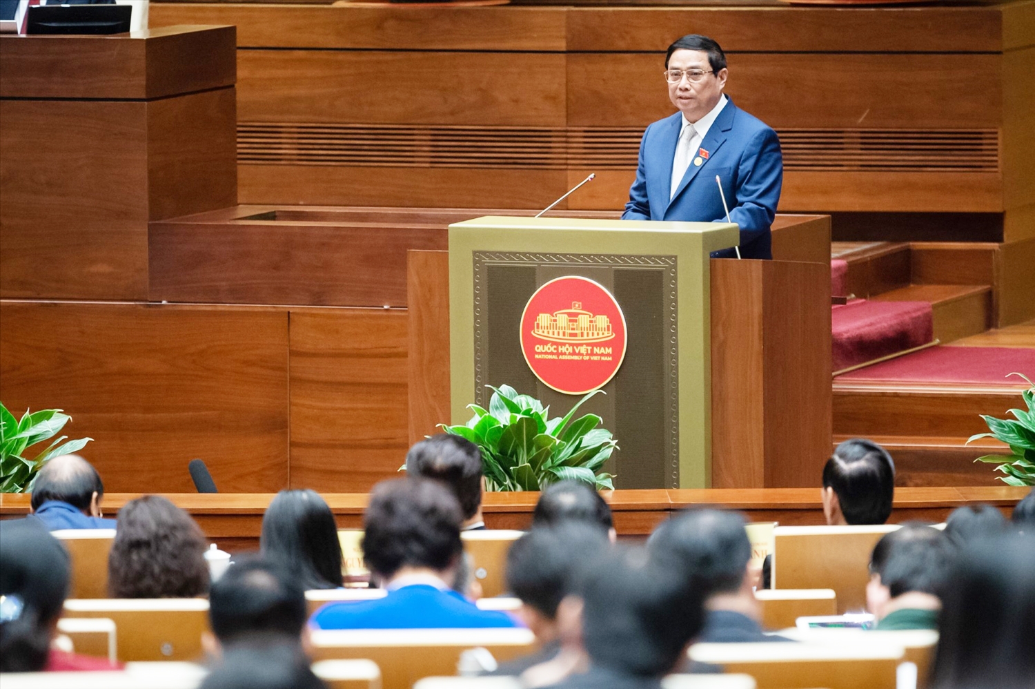 Thủ tướng Chính phủ Phạm Minh Chính trình bày Báo cáo của Chính phủ trước Quốc hội