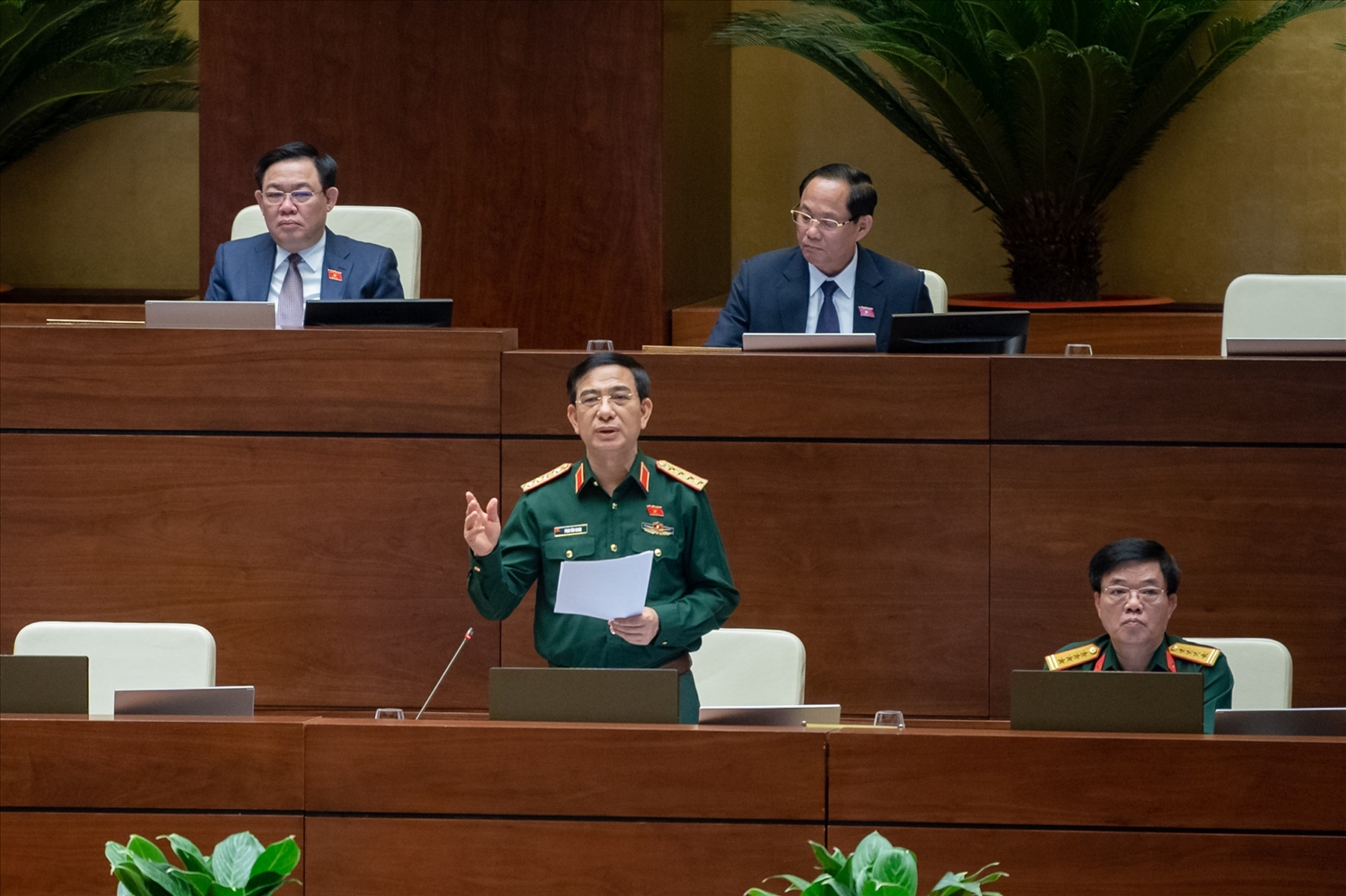 Bộ trưởng Bộ Quốc phòng Phan Văn Giang giải trình, làm rõ một số vấn đề đại biểu Quốc hội nêu 