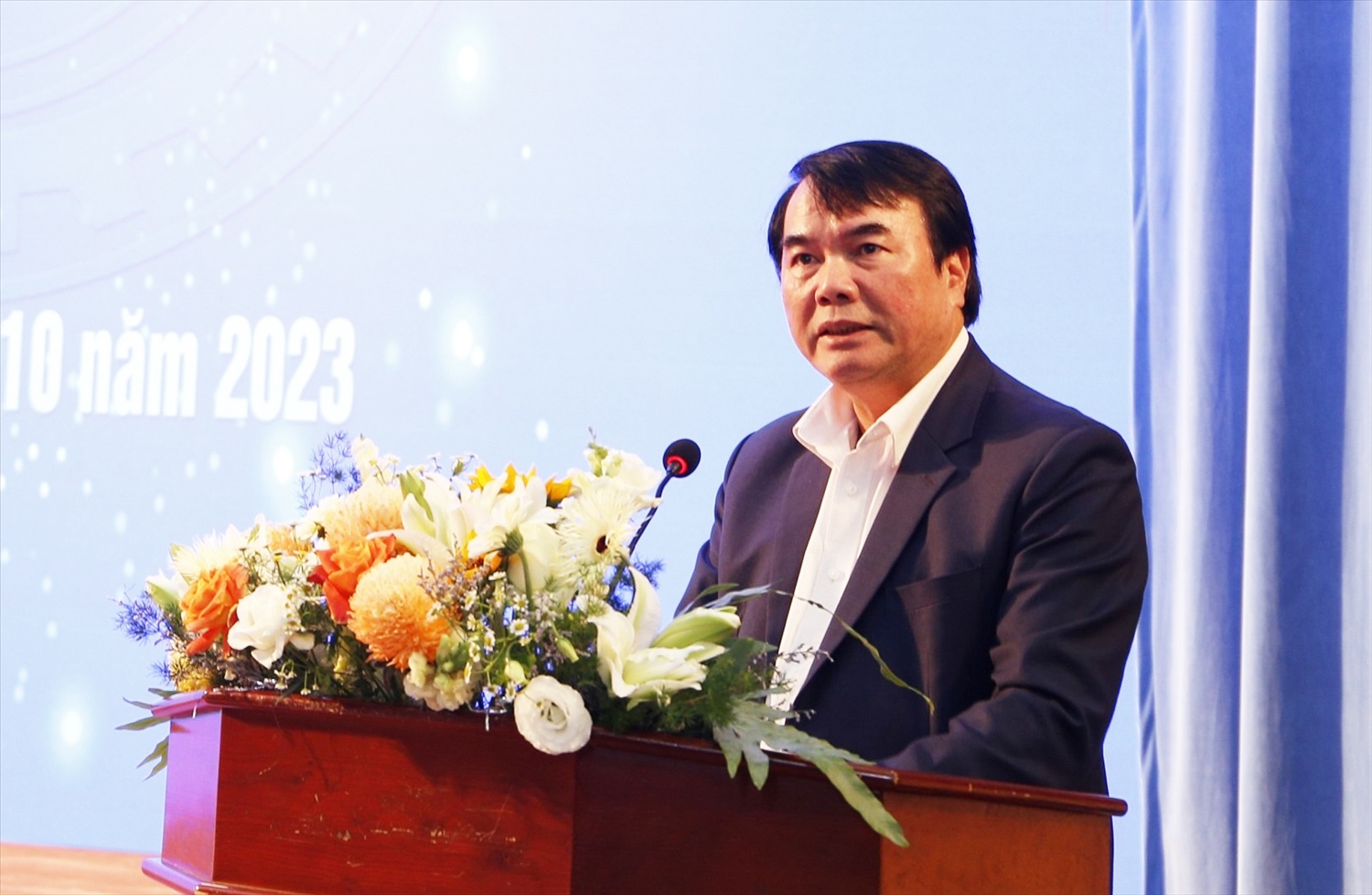 Ông Phạm S - Tỉnh ủy viên, Phó Chủ tịch UBND tỉnh Lâm Đồng phát biểu tại Ngày hội Khởi nghiệp đổi mới sáng tạo tỉnh Lâm Đồng năm 2023