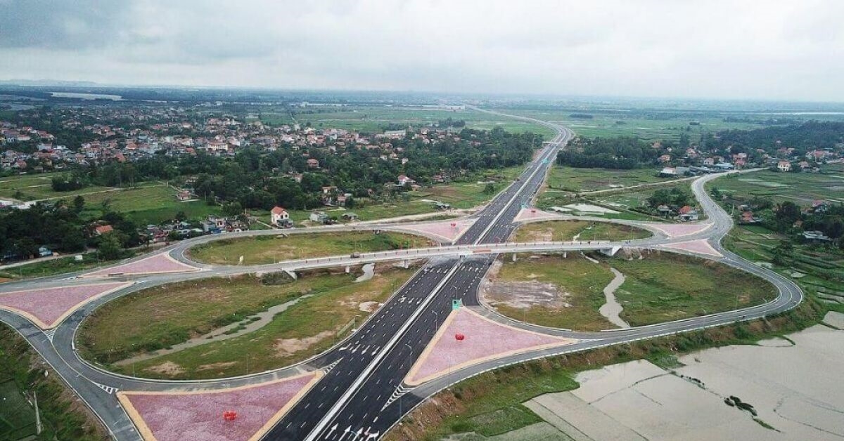 Nhiều công trình, dự án hạ tầng quan trọng quốc gia được đẩy nhanh tiến độ như cao tốc Bắc - Nam