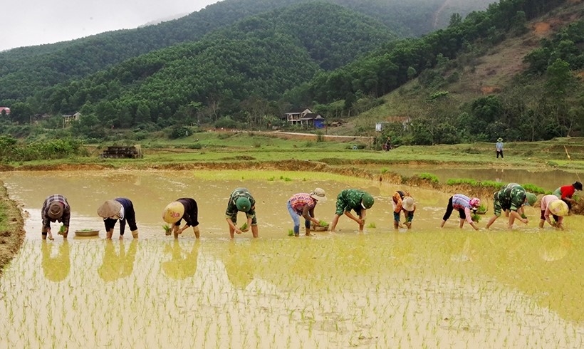 Dưới chân núi Ka Đay, BĐBP Hà Tĩnh đang sát cánh cùng người Chứt phát triển kinh tế, ổn định cuộc sống