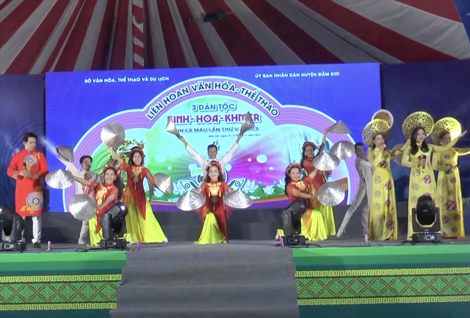Các tiết mục đạt giải cao tham gia hội diễn tại đêm tổng kết Liên hoan văn hóa và thể thao 3 dân tộc Kinh - Hoa - Khmer tỉnh Cà Mau lần thứ V năm 2023