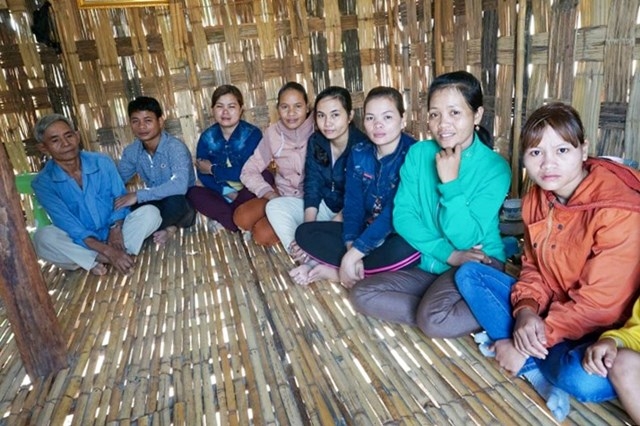 Một buổi sinh họat của Câu lạc bộ tuyên truyền giảm thiểu tảo hôn và hôn nhân cận huyết thống xã Phước Thắng (huyện Bác Ái).