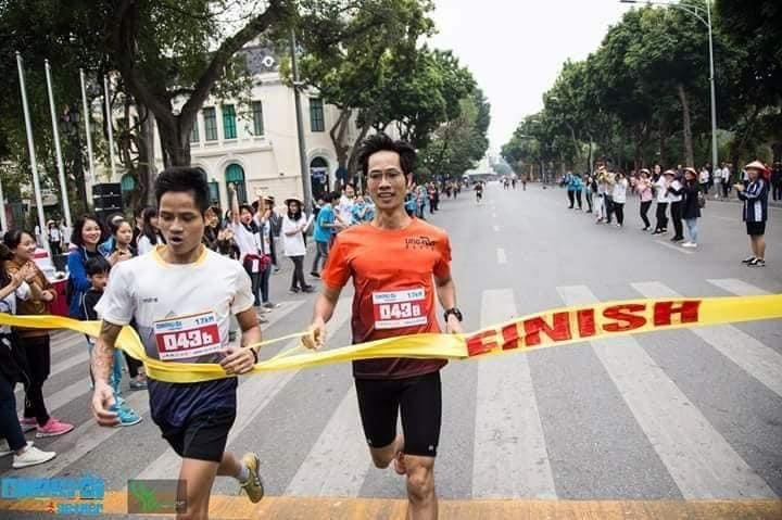 Trong 10 năm thi đấu chuyên nghiệp, anh Bình đã dành được hơn 40 Huy chương các loại tại Giải thể thao dành cho người khuyết tật trong nước và ngoài nước.