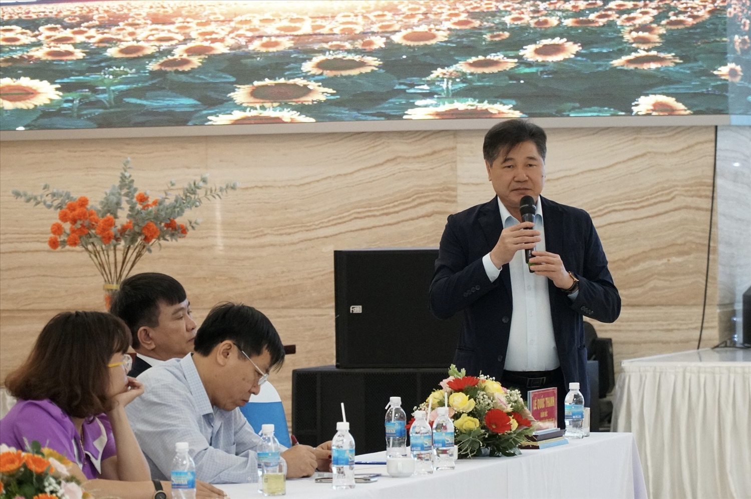 Giám đốc Trung tâm Khuyến nông Quốc gia Lê Quốc Thanh phát biểu tại hội thảo