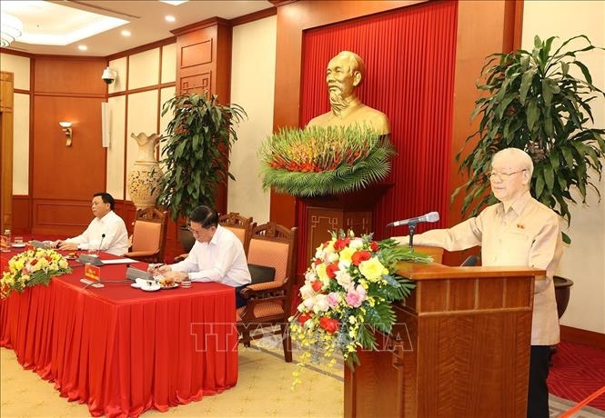 Tổng Bí thư Nguyễn Phú Trọng nói chuyện với các đại biểu dự buổi gặp mặt - Ảnh: TTXVN