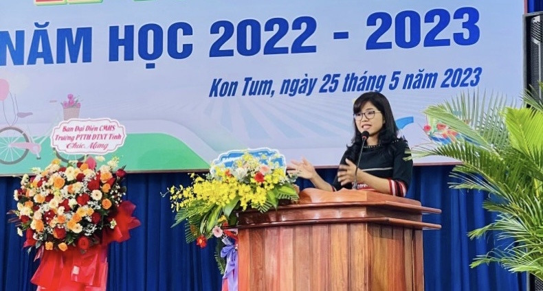 Bà Phạm Thị Trung, Giám đốc Sở GD&ĐT tỉnh Kon Tum