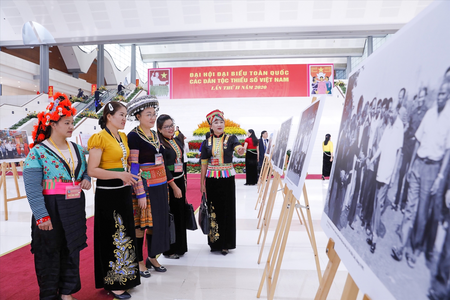 Hiện Đại hội đại biểu toàn quốc các DTTS Việt Nam được tổ chức định kỳ 10 năm một lần. (Trong ảnh: Các đại biểu dự Đại hội đại biểu toàn quốc các DTTS Việt Nam lần thứ 2, năm 2020)
