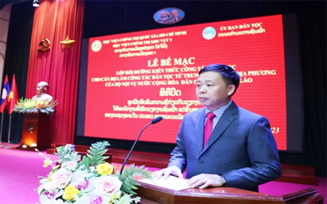 PGs.Ts. Nguyễn Vĩnh Thanh, Bí thư Đảng ủy, Giám đốc Học viện phát biểu tại buổi lễ