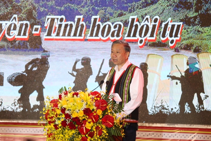 Đại tướng Tô Lâm, Ủy viên Bộ Chính trị, Bộ trưởng Bộ Công an phát biểu Khai mạc Ngày hội