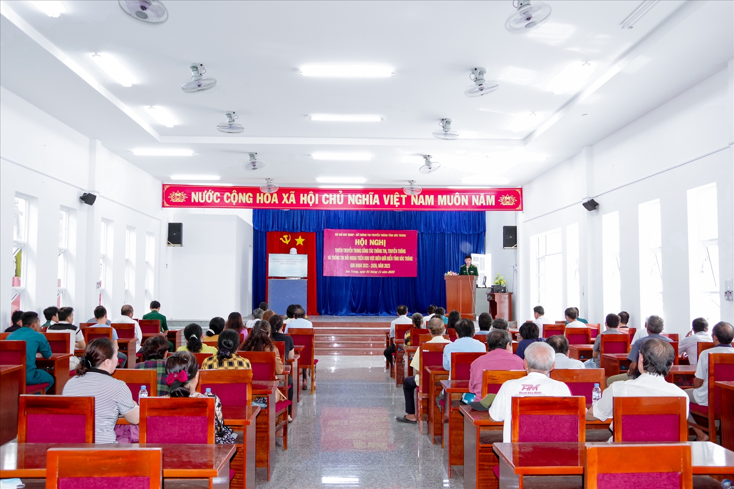 Quang cảnh hội nghị tuyên truyền tại Phường 1, thị xã Vĩnh Châu.