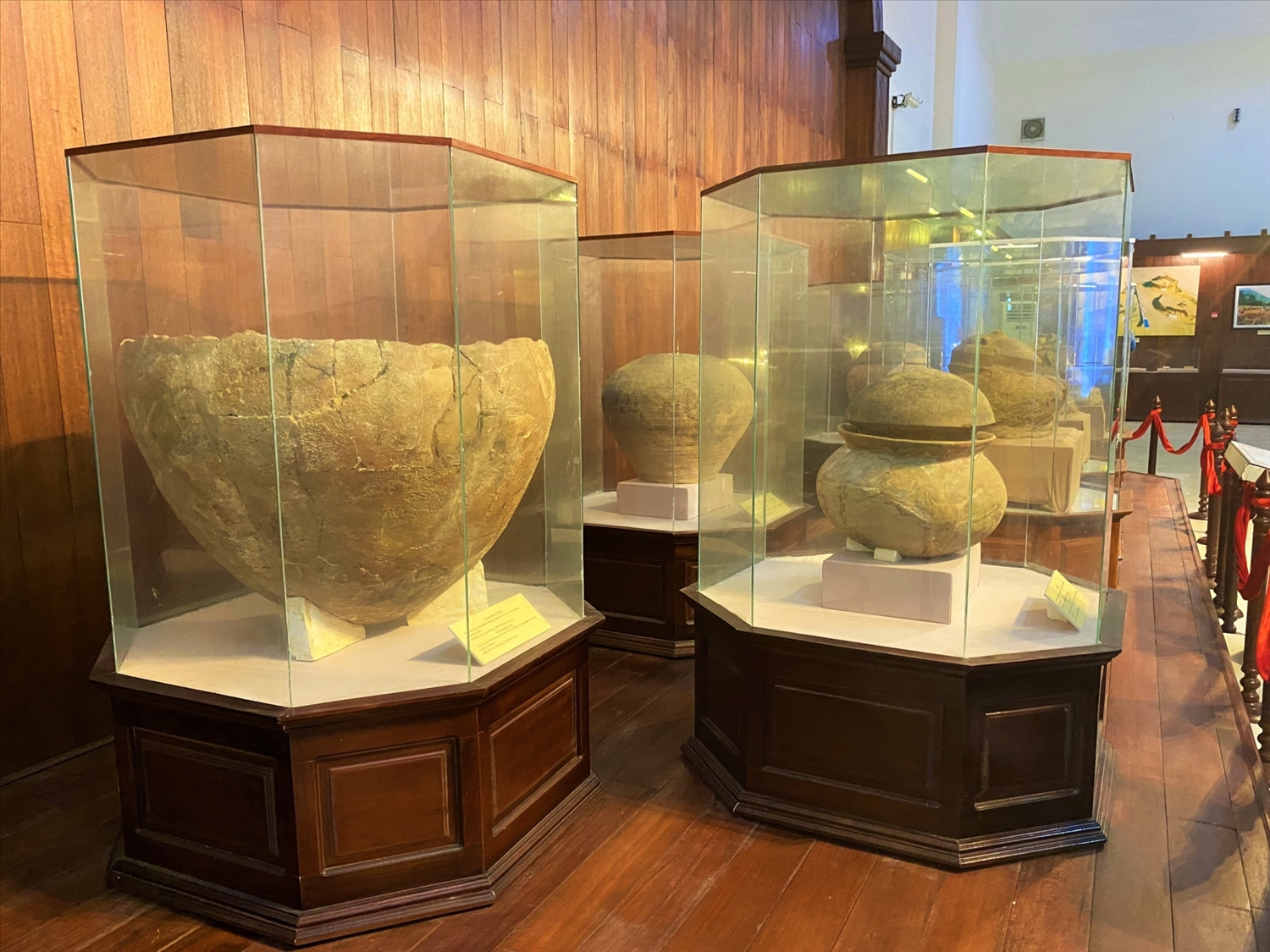 Nhiều hiện vật được trưng bày tại Nhà trưng bày Văn hóa Sa Huỳnh